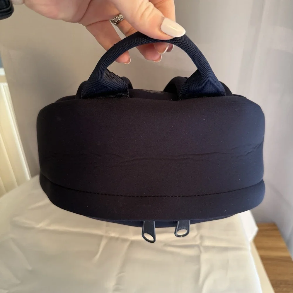 DAGNE DOVER Dakota Neoprene Backpack Diaper Bag Navy Blue 2 Pouches Dust Bag EUC